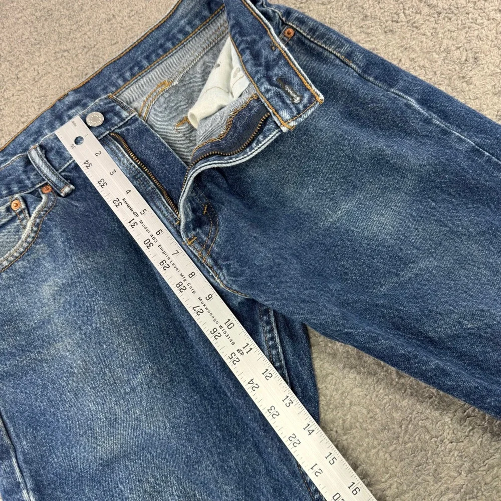 VTG Levis 505 Regular Fit Straight Leg Jeans Men 33x30 Med Wash Distressed Faded
